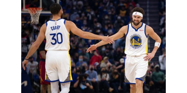 Klay Thompson regresó al juego después de más de dos años